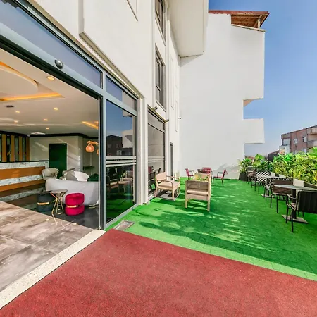Solin Airport Hotel 4*