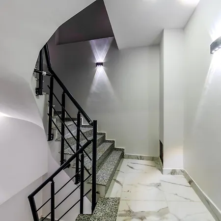 Hotel Solin Airport