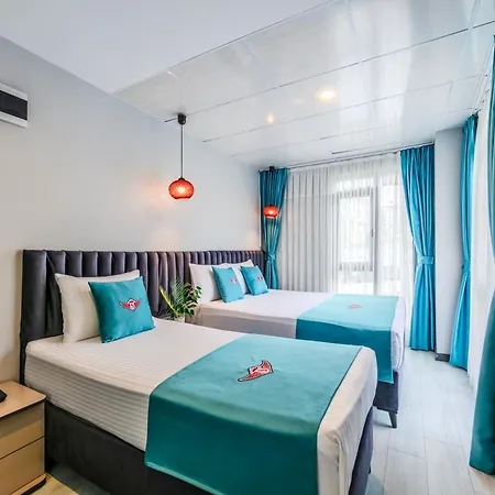 Otel Solin Airport 4*