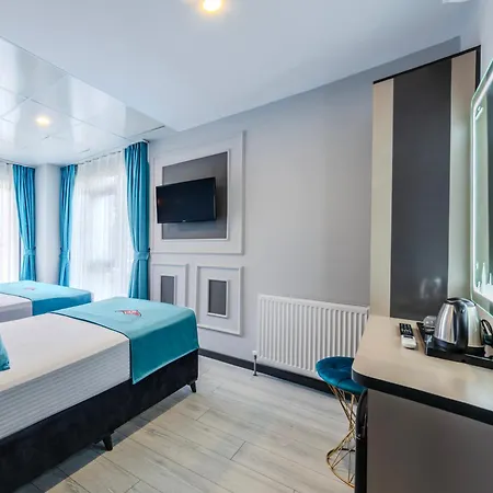 Hotel Solin Airport