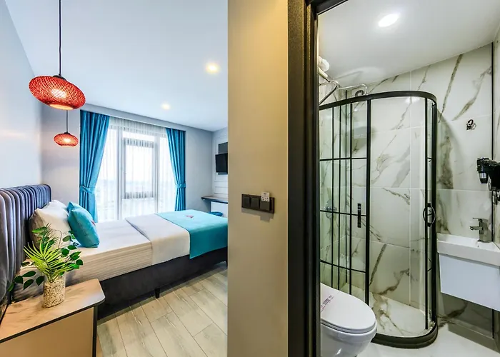 Hotel Solin Airport 4*